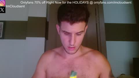 Snapshot of cloudsent chatting on December 26, 2:44 am  35 videos 50 pictures ---- IGTwitter ImCloudsent online show from December 26, 2:44 am
