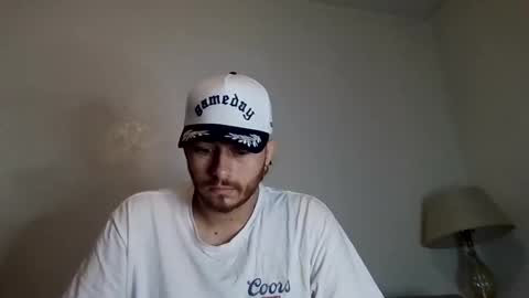 tallhungandcloudy online show from April 11, 6:40 am