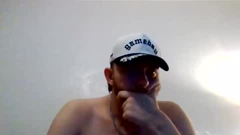 tallhungandcloudy online show from April 17, 4:26 am