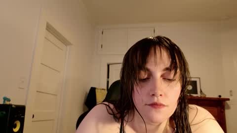 Clover online show from February 16, 9:51 am