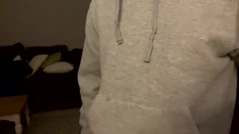 Snapshot of clt789 chatting on March 11, 2:42 am clt789 online show from March 11, 2:42 am