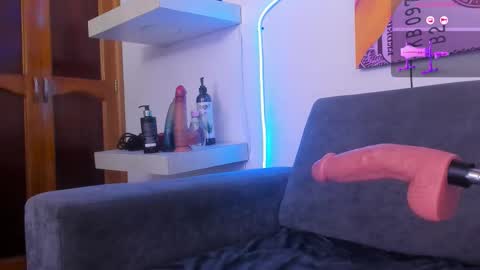 cmila0713 online show from March 21, 12:05 am