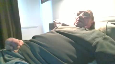 cock9635 online show from February 4, 10:21 am