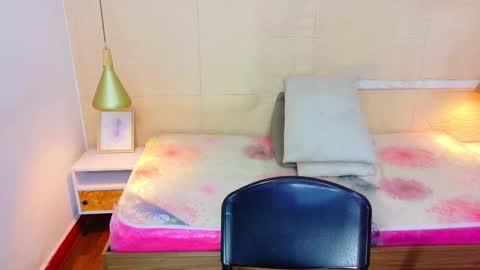 cock_whisperer69 online show from March 23, 1:27 pm