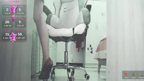 coco online show from March 17, 7:35 am