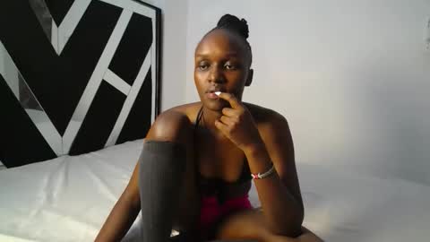 coco_pot online show from March 21, 5:06 pm