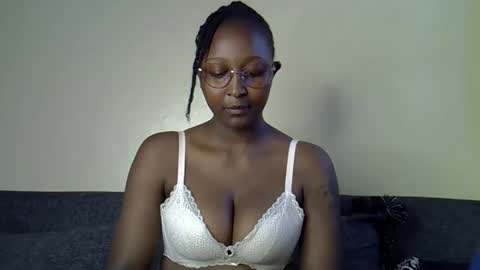 Coco online show from April 15, 2:42 pm