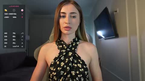 Anna online show from October 22, 5:03 pm