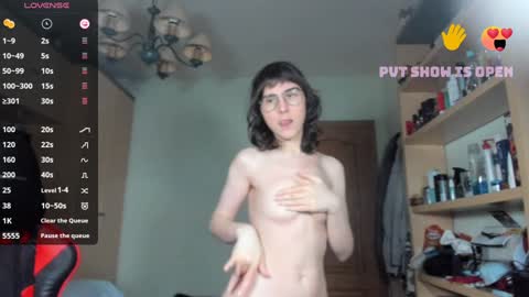 Snapshot of codyshome chatting on December 1, 8:55 pm Cody Bryan Maverick online show from December 1, 8:55 pm