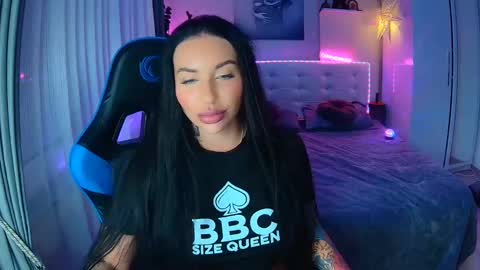 Ur goddess Nikki online show from September 25, 10:55 am