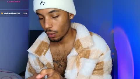 IG  online show from November 11, 11:45 am