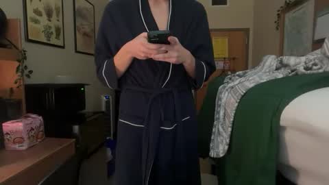 collegetwinky6769 online show from March 8, 5:17 pm