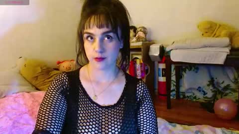 Collette online show from March 6, 6:12 am