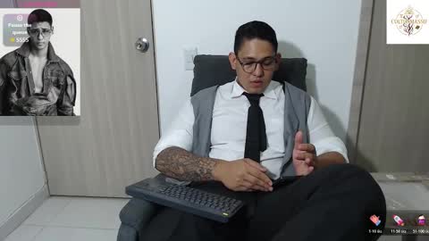 coltonmassif_ online show from February 26, 7:34 am