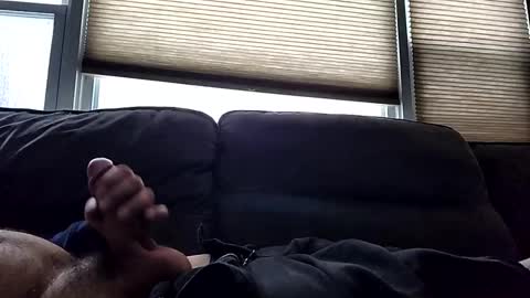 combu2 online show from January 6, 6:10 pm