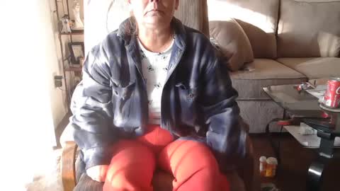 Snapshot of comebackpussy chatting on December 23, 9:29 pm comeback pussy online show from December 23, 9:29 pm