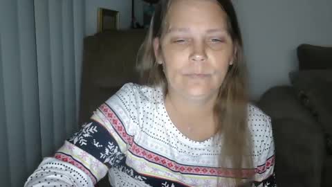 Snapshot of comebackpussy chatting on December 16, 2:04 am comeback pussy online show from December 16, 2:04 am