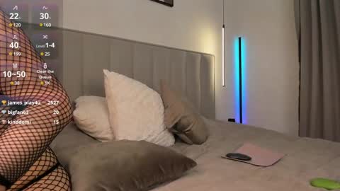 Alice online show from February 7, 7:49 pm