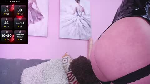 Connie online show from September 29, 8:19 pm