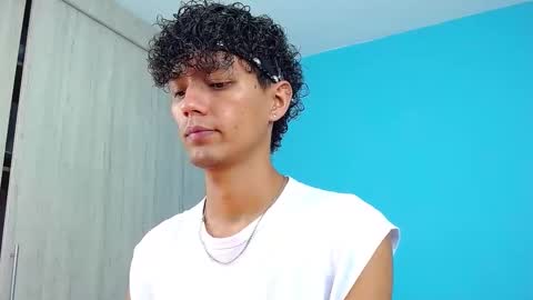 Connor online show from December 22, 11:00 pm