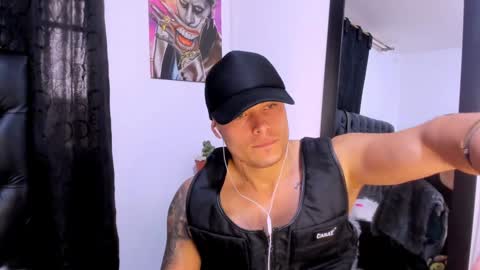 Connor Smith online show from February 6, 5:09 pm