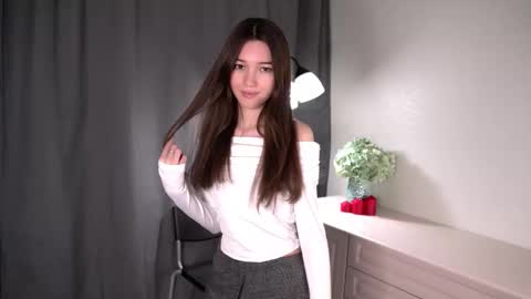 Ellie online show from March 22, 8:29 am