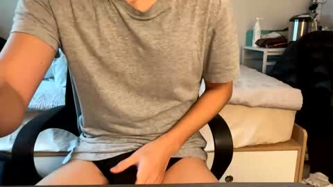 coocoonutboy online show from February 14, 2:36 am