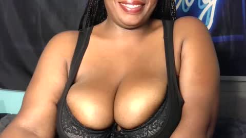 Snapshot of cookie1019 chatting on February 12, 5:26 am Cookie1019 online show from February 12, 5:26 am