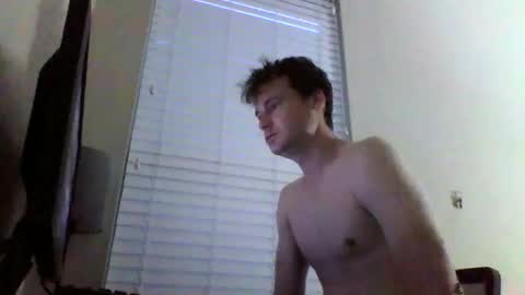 cooldude122222 online show from February 12, 1:16 pm