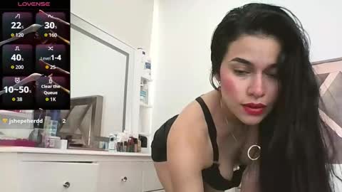 corina_smith28 online show from March 17, 9:09 pm