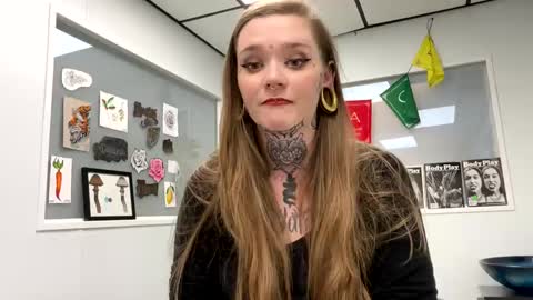 corpsechick online show from December 23, 8:14 pm