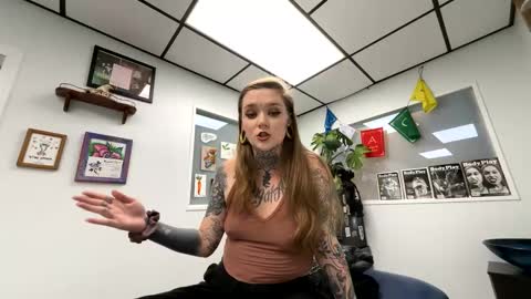 corpsechick online show from December 17, 9:05 pm