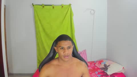 Ethan  online show from May 2, 2:06 am