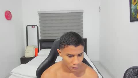 Ethan  online show from February 7, 11:30 pm