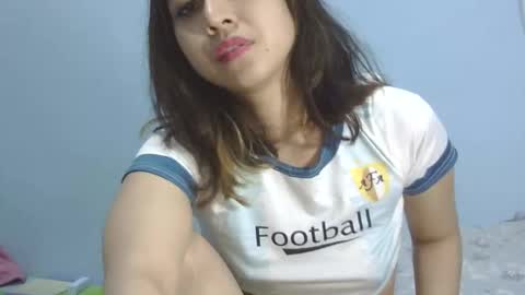 Snapshot of cottoncandygirl9898 chatting on October 4, 12:52 am Liz Gwyneth Charlota online show from October 4, 12:52 am