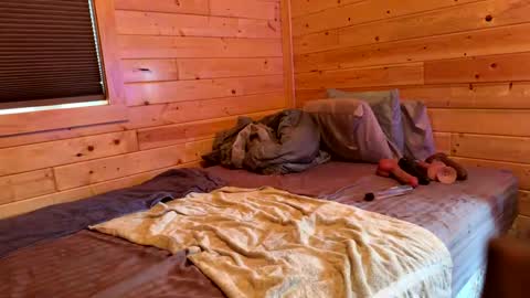 country dixon online show from September 18, 5:39 pm