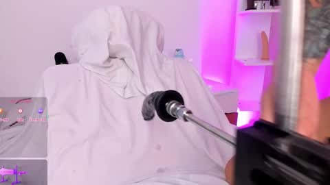 Maria  online show from November 27, 3:31 pm