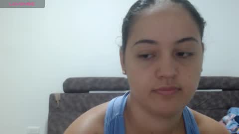  ALEJANDRO Y EMILY  online show from February 12, 10:30 am