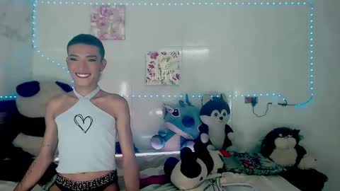 Snapshot of couple_sweet1016 chatting on September 26, 11:24 pm ALEXA  KIM online show from September 26, 11:24 pm