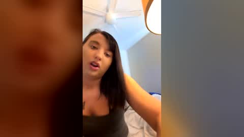 courtneysinclair43 online show from March 30, 7:58 pm