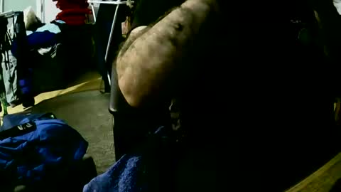 Snapshot of coyote017 chatting on February 13, 7:10 pm coyote017 online show from February 13, 7:10 pm