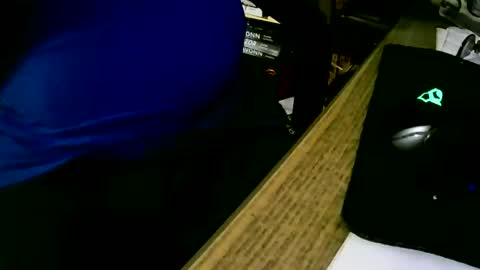 Snapshot of coyote017 chatting on February 27, 5:37 pm coyote017 online show from February 27, 5:37 pm