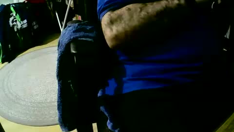 Snapshot of coyote017 chatting on March 5, 6:23 pm coyote017 online show from March 5, 6:23 pm