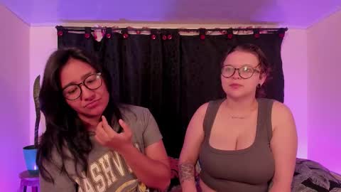 Lexie  Rose  online show from January 19, 2:43 am