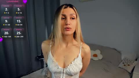 Emma online show from March 10, 2:28 am