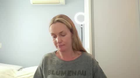 Anny online show from January 19, 4:17 pm