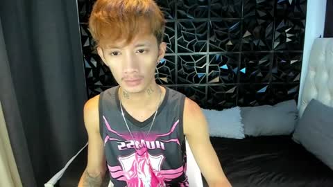 Jes online show from April 3, 4:14 pm