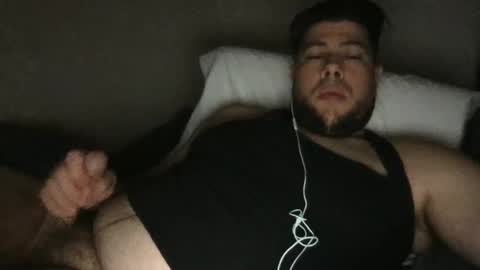 Snapshot of crazybigdick710 chatting on October 3, 5:05 am crazybigdick710 online show from October 3, 5:05 am