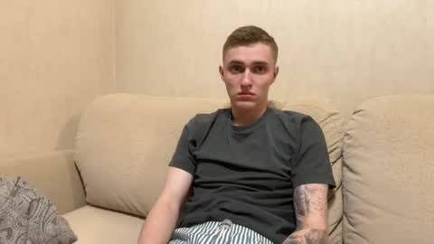 Alex online show from December 5, 6:39 pm