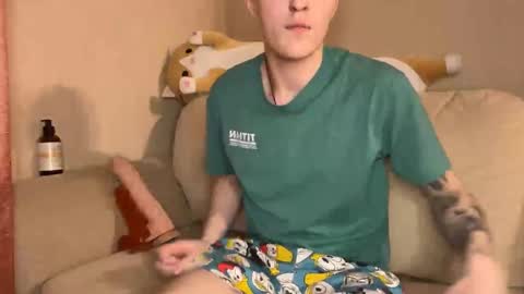 Alex online show from January 5, 5:51 pm